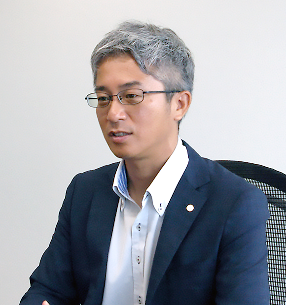 カシオヒューマンシステムズ　導入事例ページ　株式会社西松屋チェーン様　高濵格也氏