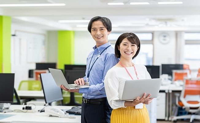 勤怠管理システムとは?就業管理システムとの違い