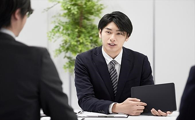 産後パパ育休に支給「出生時育児休業給付金」