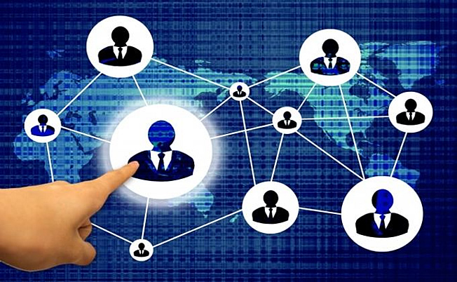 人事管理システムならオンプレミスとクラウド両方で使える「ADPS(アドプス)」